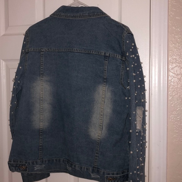 Jean jacket - Picture 3 of 4